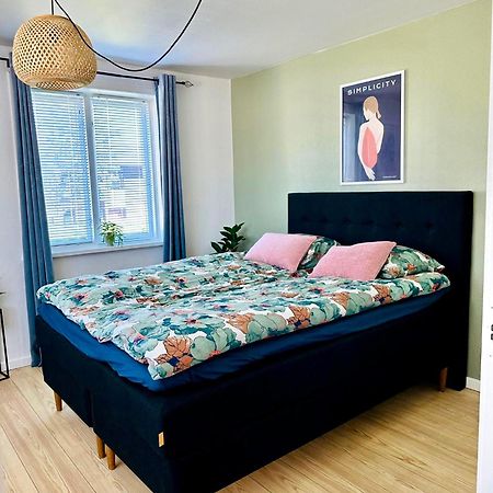 5 Minute Walk To Lego House - 50M2 Cozy Apartment- D Unit Billund Rom bilde