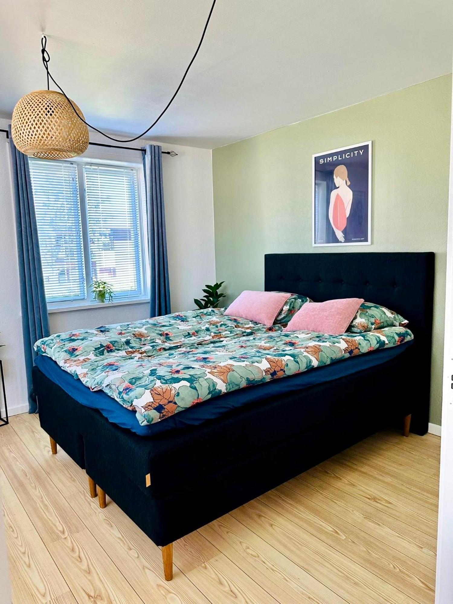 5 Minute Walk To Lego House - 50M2 Cozy Apartment- D Unit Billund Rom bilde