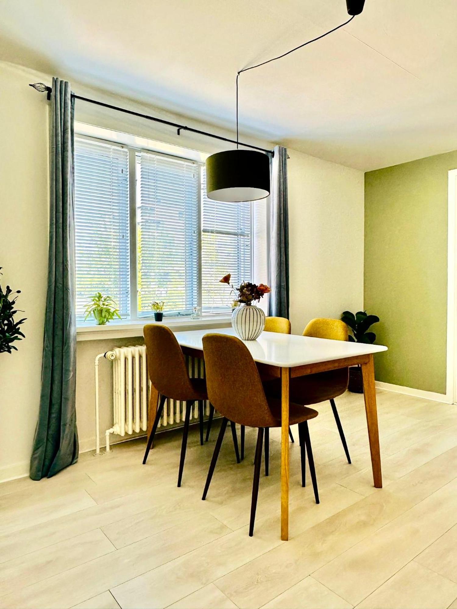 5 Minute Walk To Lego House - 50M2 Cozy Apartment- D Unit Billund Rom bilde
